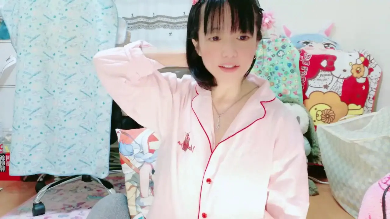 Watch renapiyon8182 recorded live streams from Stripchat on 2026/04/08, Cam Archive