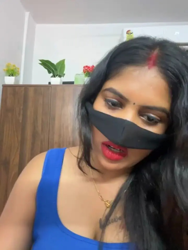 V-Hot-Sweti