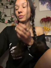 Watch _Neeka_ recorded live streams from Stripchat on 2026/03/31, Cam Archive