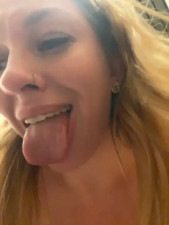 Watch Sweet___Emily recorded live streams from Stripchat on 2026/03/31, Cam Archive