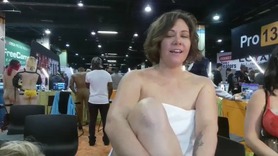 Watch lizzieblue4u recorded live streams from Chaturbate on 2026/04/16, Cam Archive