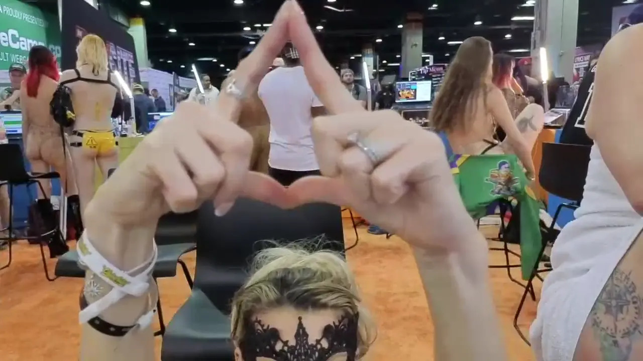 Watch h0twife4life recorded live streams from Chaturbate on 2026/04/17, Cam Archive