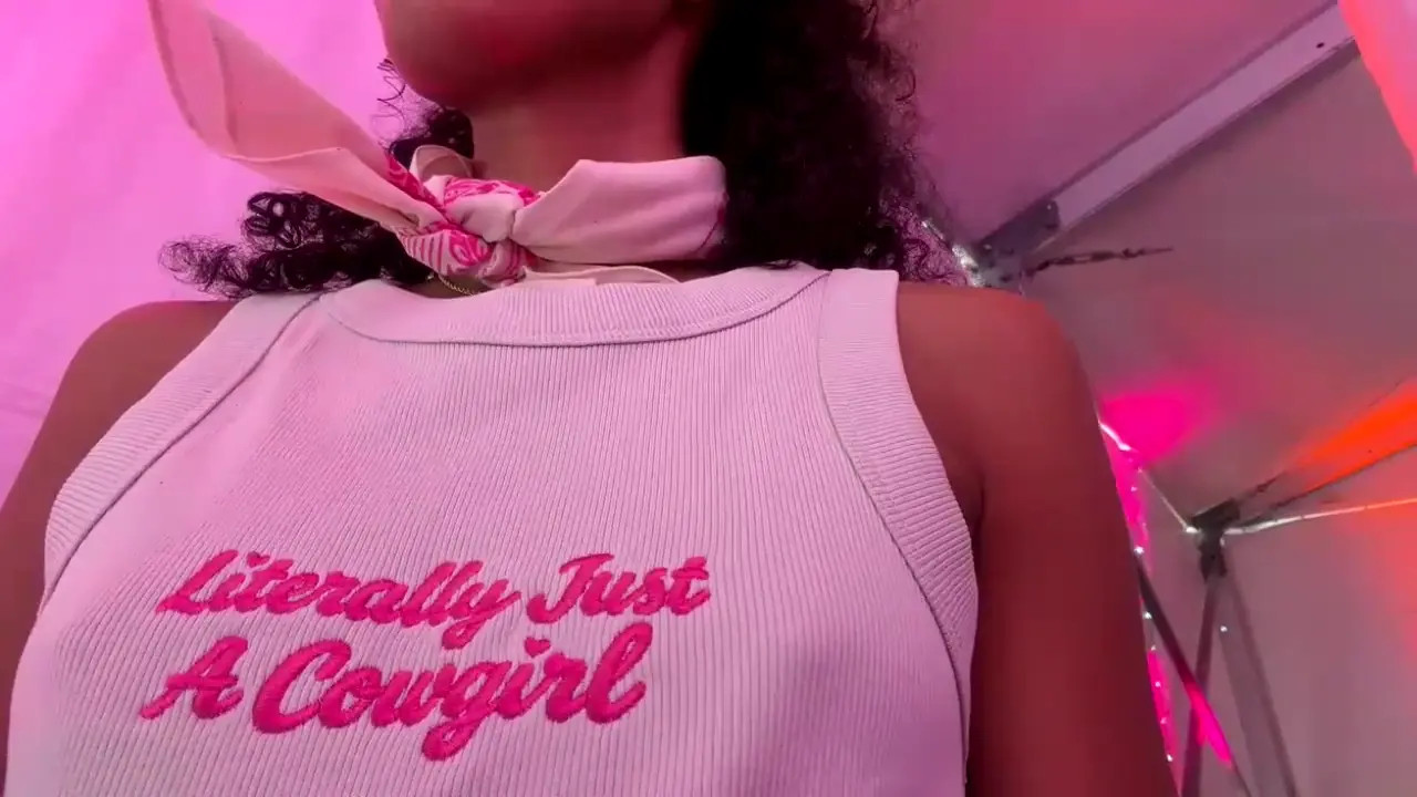 Watch amnie_ recorded live streams from Chaturbate on 2026/04/23, Cam Archive