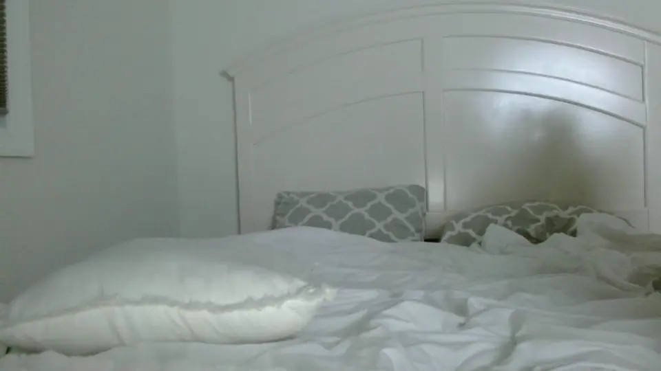 Watch amelialombardi recorded live streams from Chaturbate on 2026/05/16, Cam Archive