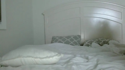 Watch amelialombardi recorded live streams from Chaturbate on 2026/05/16, Cam Archive