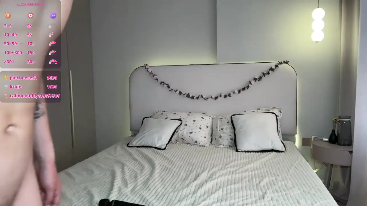 Watch slola_li recorded live streams from Chaturbate on 2026/05/16, Cam Archive