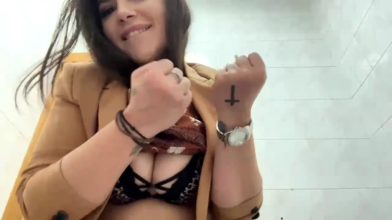 Watch lissa__1 recorded live streams from Chaturbate on 2026/05/24, Cam Archive
