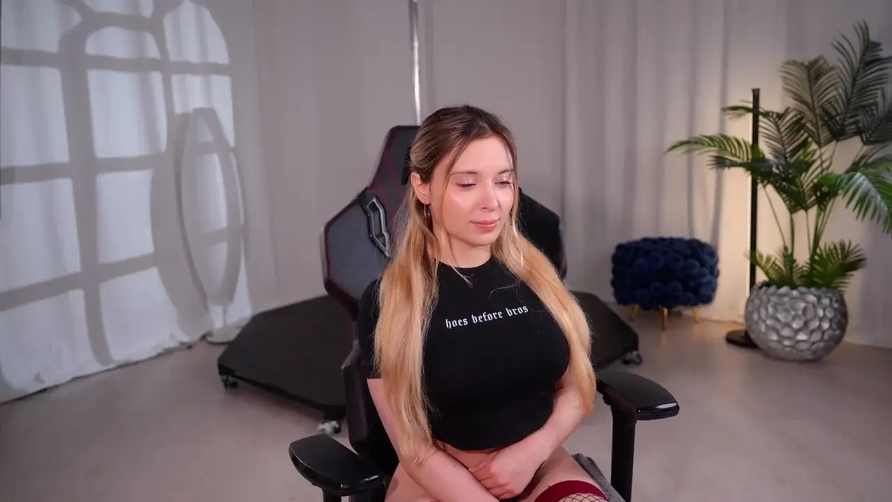 Watch kittycaitlin recorded live streams from Chaturbate on 2026/08/09, Cam Archive