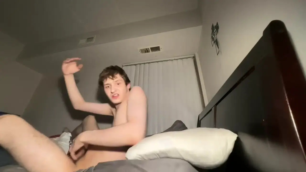 Watch elicumshot recorded live streams from Chaturbate on 2026/09/04, Cam Archive