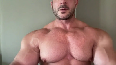 Watch alessandrobuilder recorded live streams from Chaturbate on 2026/09/15, Cam Archive