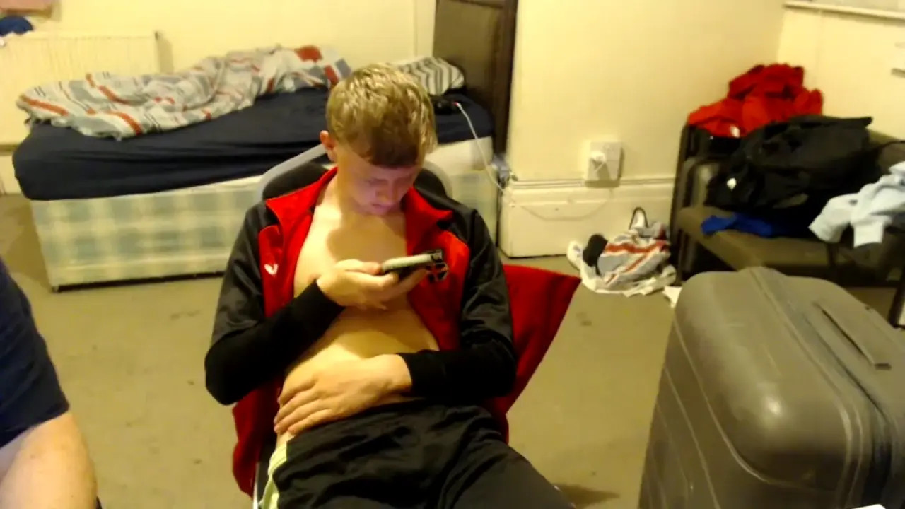 Watch britishhugecock recorded live streams from Chaturbate on 2026/09/16, Cam Archive